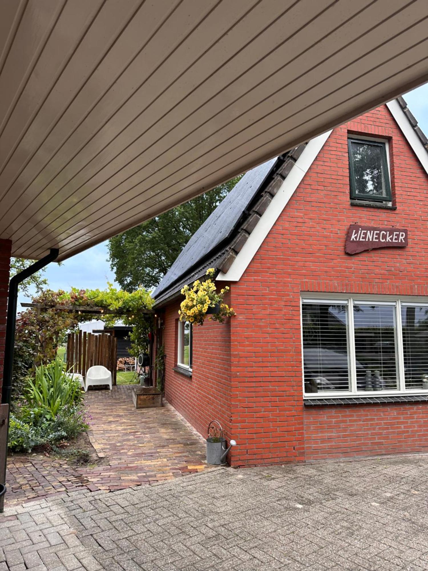 B&B Het Kleine Huisje Emmen Exterior foto